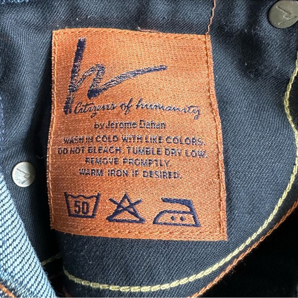 Citizens of Humanity Kelly Lightly Distressed Low Waist Bootcut jeans in Size 27 - Picture 11 of 15